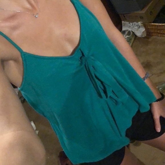 Emerald Green tank - Picture 1 of 2